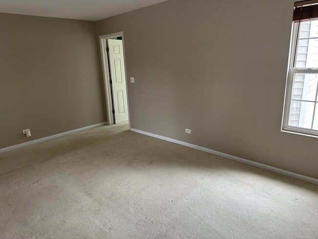 Building Photo - 764 Panorama Ct