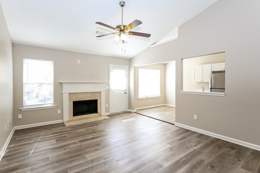 Building Photo - 3846 Kenner Dr SW