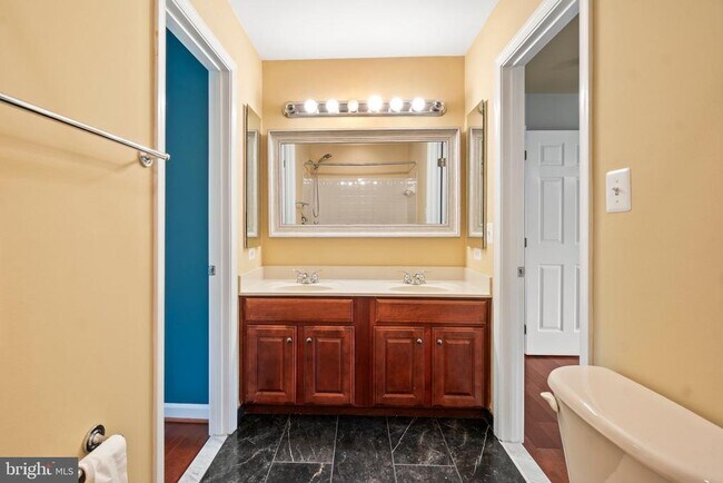 Building Photo - 22804 Portico Pl
