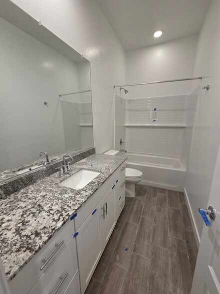 Building Photo - 23039 E Roundup Way