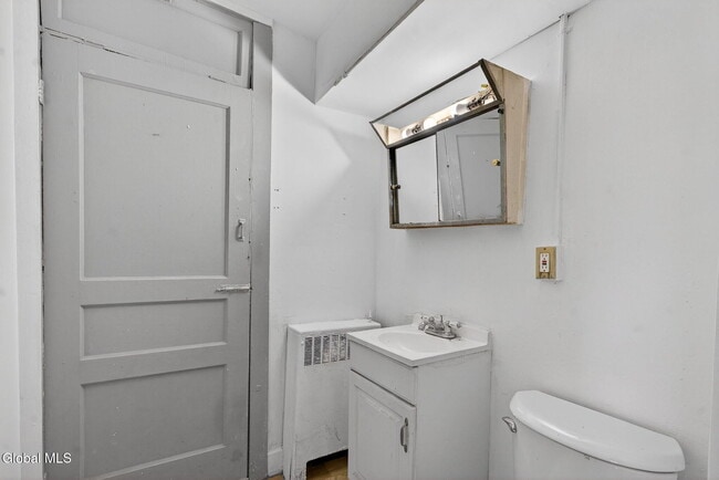 Building Photo - 58 Congress St