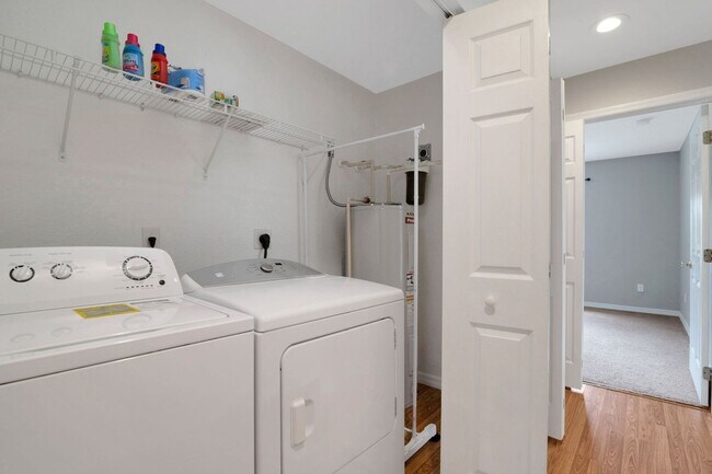Building Photo - Spacious 4BR House in Citra