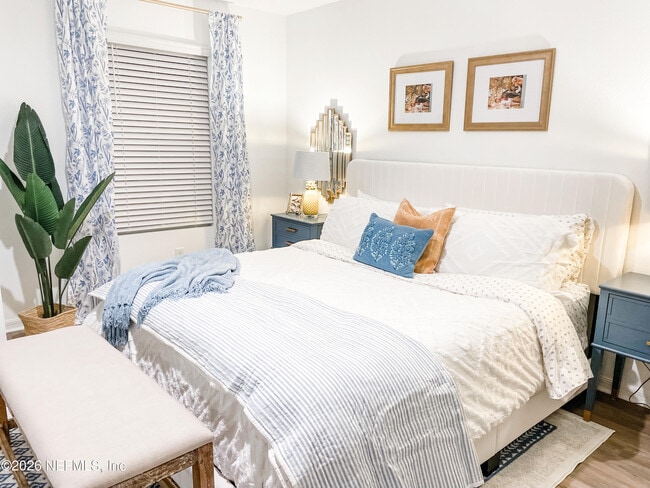 Building Photo - 113 Palma Dr