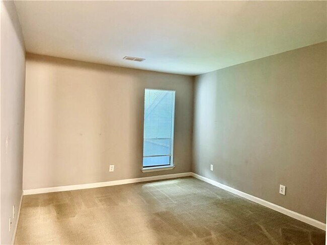 Building Photo - 1059 Mariners Dr