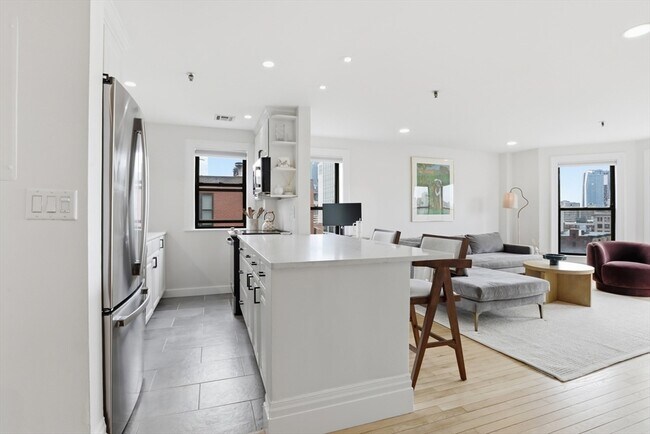 Building Photo - 390 Commonwealth Ave