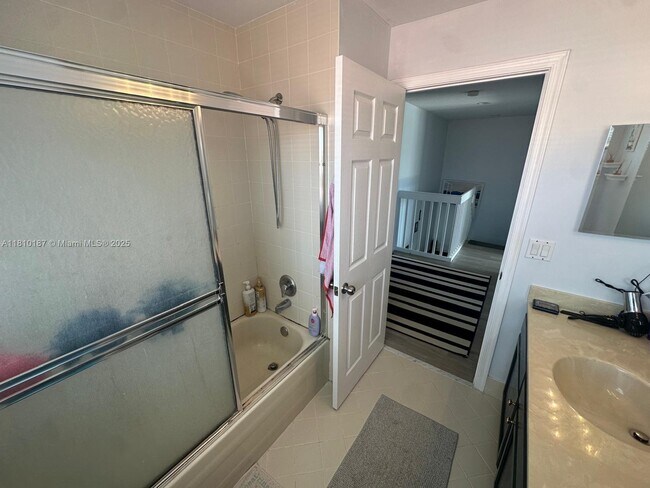 Building Photo - 3697 Miramontes Cir