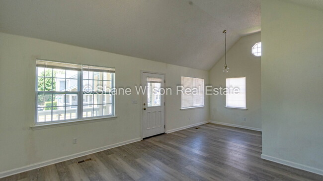 Building Photo - Newly renovated 3 BR / 1 BA for Lease!
