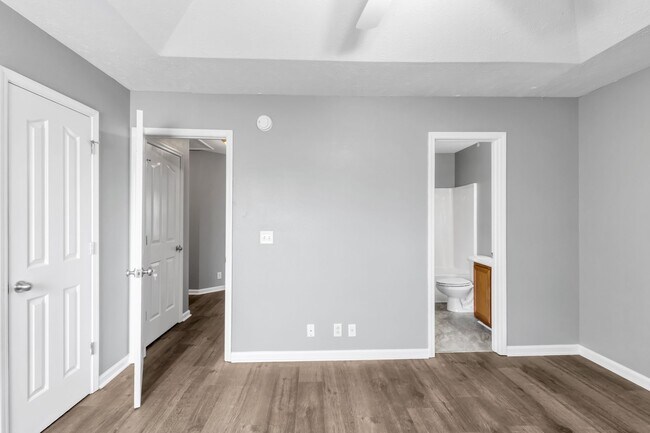 Building Photo - 414 Arapaho Dr