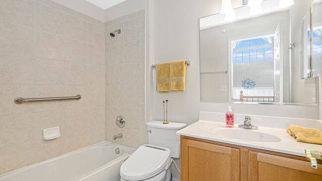 Building Photo - 530 Prestwick Ln