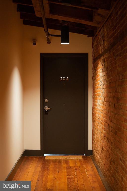 Building Photo - 437 W Grant St