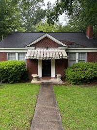 Building Photo - 3 Bed 2 Bath near 5 points