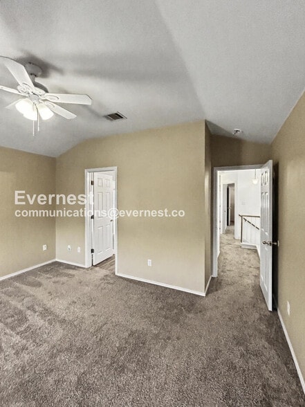 Building Photo - 17516 Dell City Dr