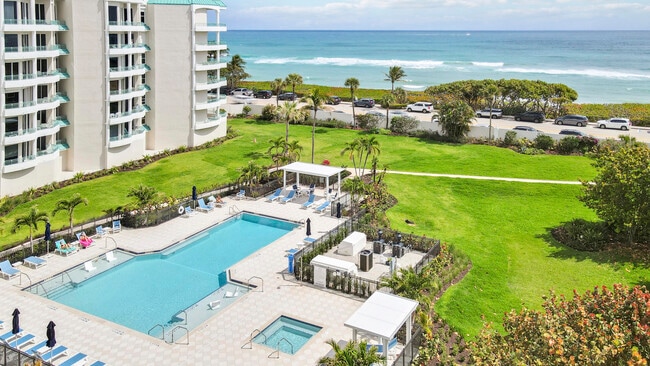 Building Photo - 2000 Jimmy Buffett Mem Hwy