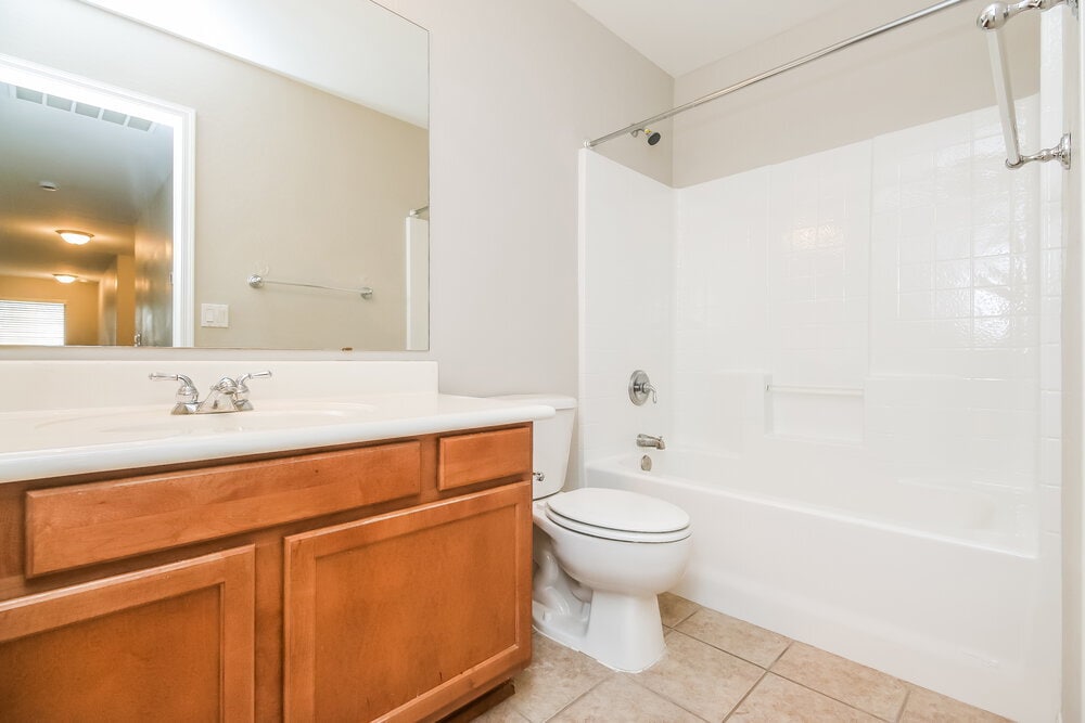 Building Photo - 5480 S Scott Pl