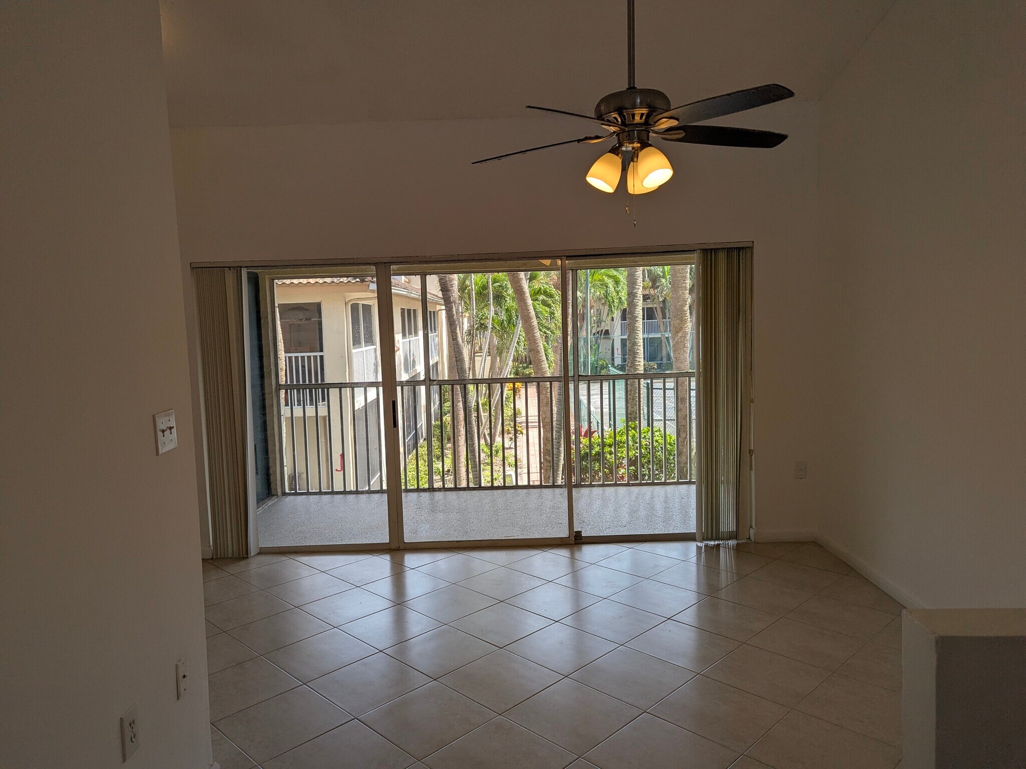 Building Photo - 18203 Glenmoor Dr