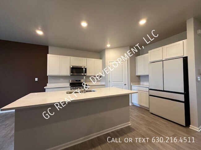 Building Photo - 1694 Cottage Dr