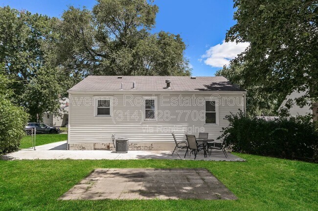 Building Photo - 925 McDonough St