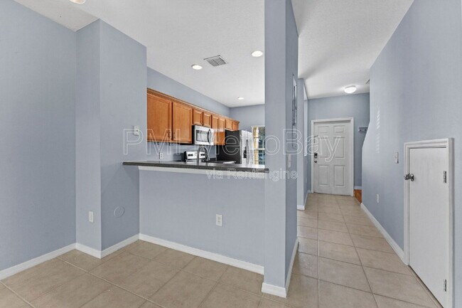 Building Photo - 8516 Brushleaf Way