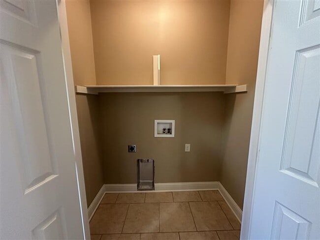 Building Photo - 4002 Mobley Cir