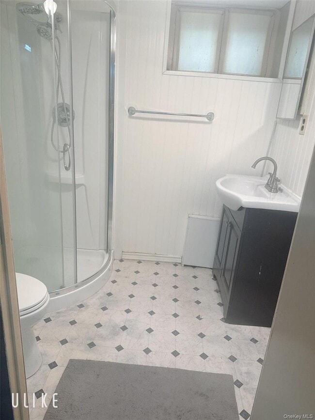 Building Photo - 24-32-32 23rd St