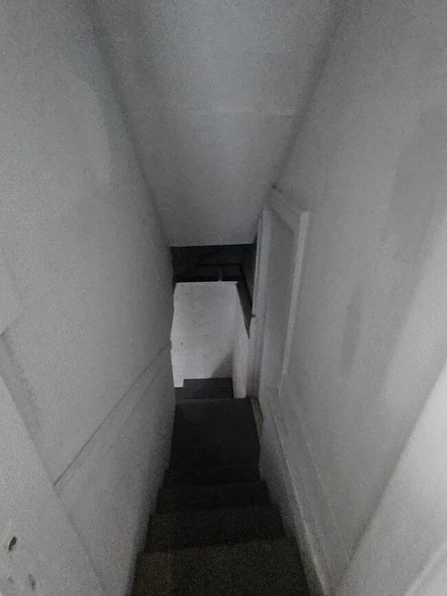 Building Photo - 15804 Belden St