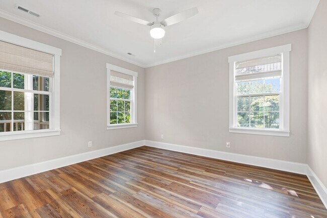 Building Photo - Beautifully Built Ranch Home in Desirable ...
