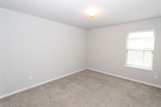 Building Photo - 1303 Keaton Ct