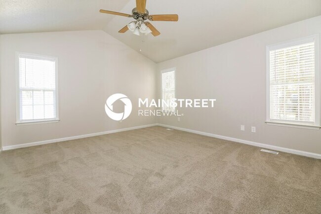 Building Photo - 3 Bedroom Pet-Friendly Home in CLAYTON, NC...