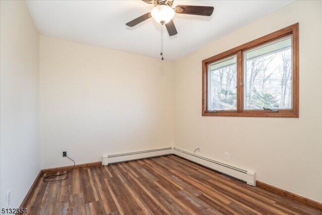 Building Photo - 9 Log Cabin Terrace