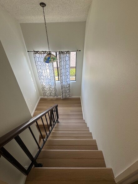 Building Photo - 15220 S Normandie Ave