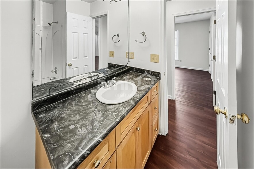 Building Photo - 13537 Idlefield Ln