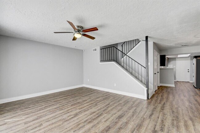 Building Photo - 128 Goodson Dr