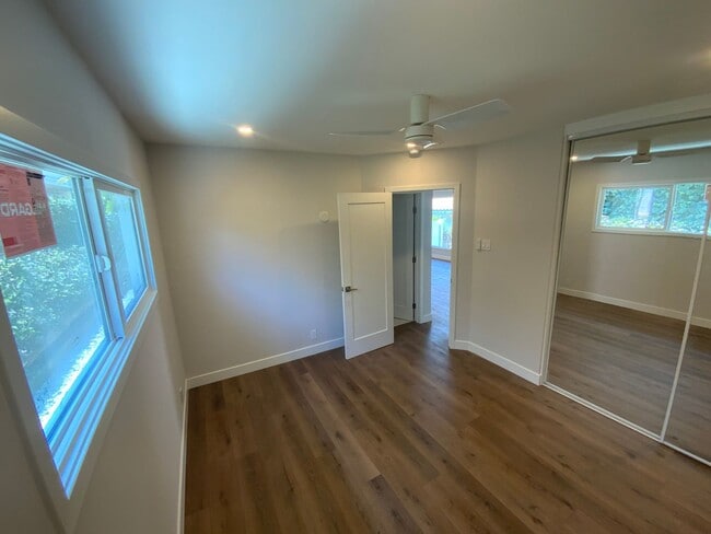 Building Photo - Adorable fully remodeled home on Ruhland with large yard