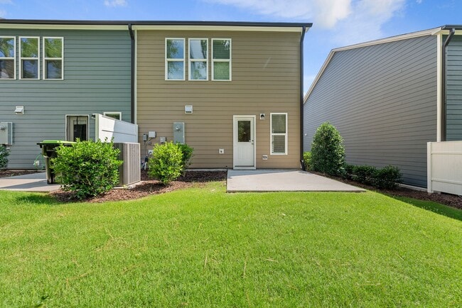 Building Photo - 82 Whitesell Way