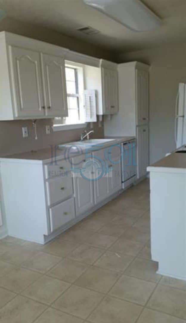 Building Photo - **Coming Soon**Traditional Maumelle One Level
