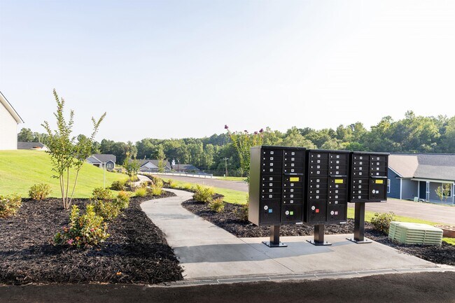 Building Photo - 1003 Magnificent Way