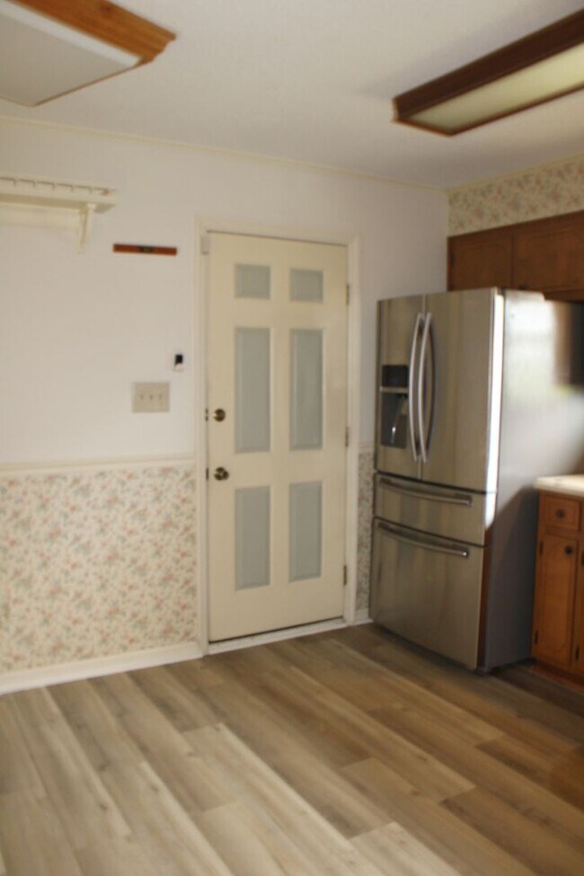 Building Photo - 3 Bedroom 2 Bath W/ Garage Hephzibah!