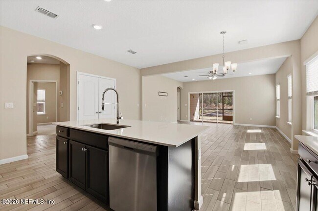 Building Photo - 7460 Rock Brook Dr