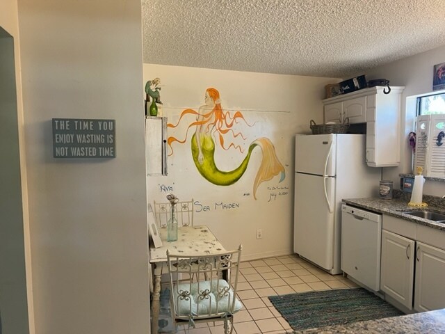 Building Photo - 355 S Ocean Dr