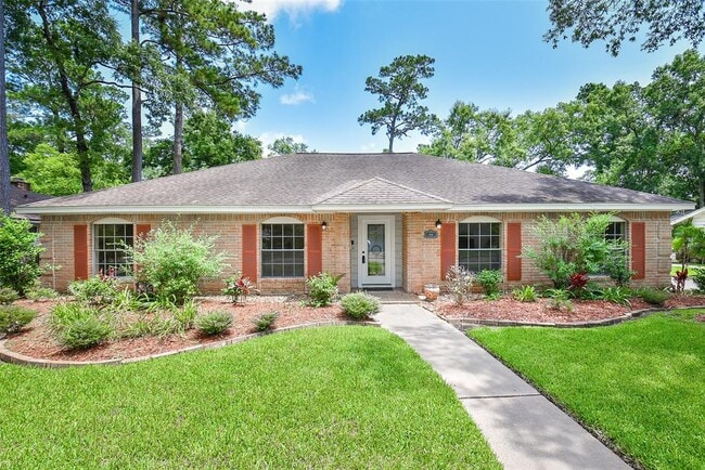 Building Photo - 2910 Colonial Dr