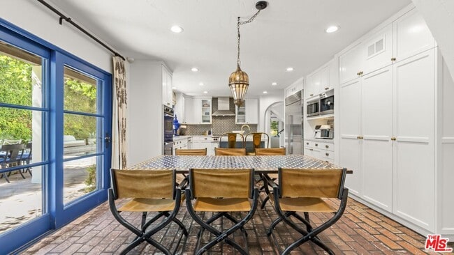 Building Photo - 11662 Duque Dr