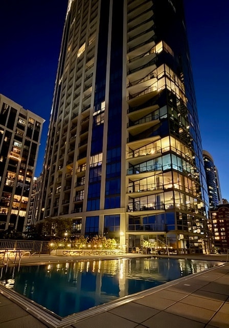 Building Photo - 1235 S Prairie Ave