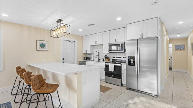 Building Photo - 79 S Brevard Ave