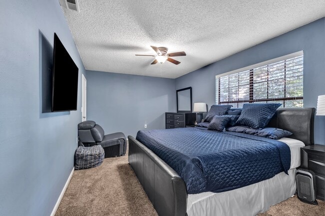 Building Photo - 7731 Falcon Rest Cir