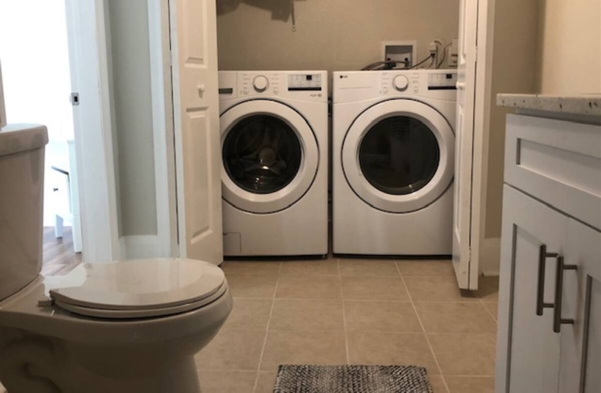 Building Photo - 3515 N 10th St