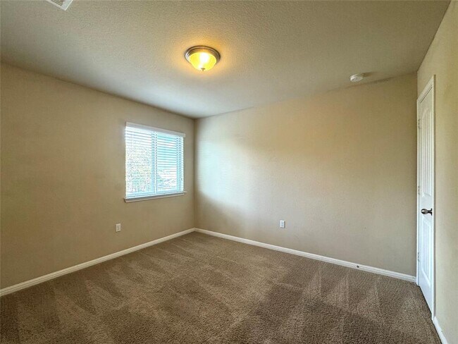 Building Photo - 1437 Brooks Way