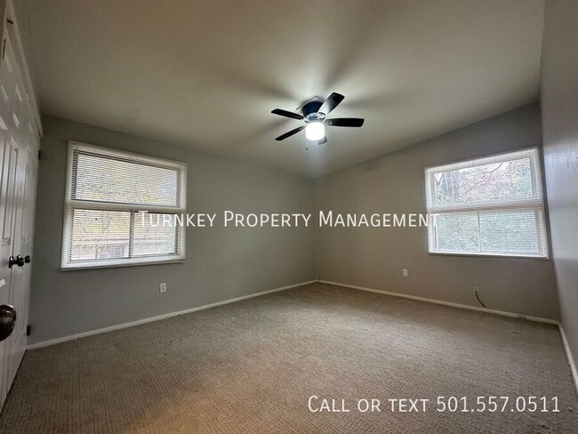 Building Photo - 17 Belmar Dr