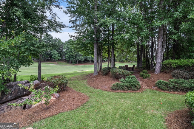 Building Photo - 180 Greenview Dr