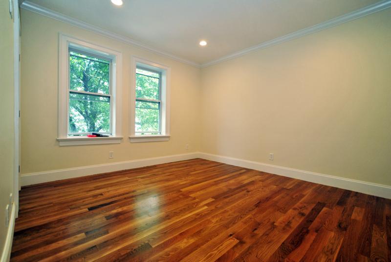 Building Photo - 74 Browne St