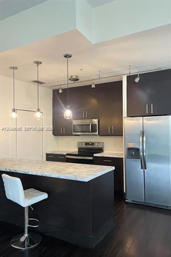 Building Photo - 6701 Biscayne Blvd